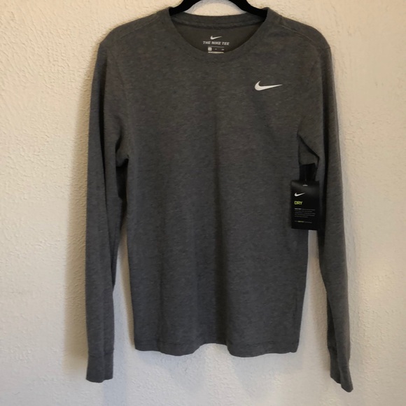 Nike Other - Nike dri fit long sleeve tee
